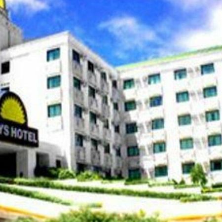 Days Hotel Mactan Cebu Đảo Mactan Ngoại thất bức ảnh