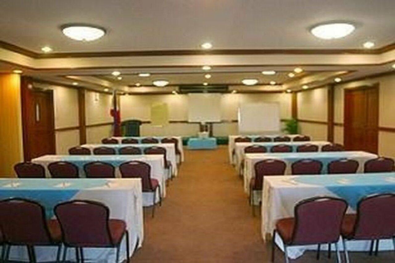 Days Hotel Mactan Cebu Đảo Mactan Ngoại thất bức ảnh